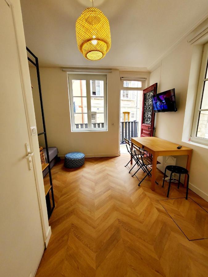Studio Jeannette Avec Balcon Et Juste A 130 Metres Plage ! Plein Centre ! Wifi - Draps Serviettes Inclus ! Трувил сюр Мер Екстериор снимка